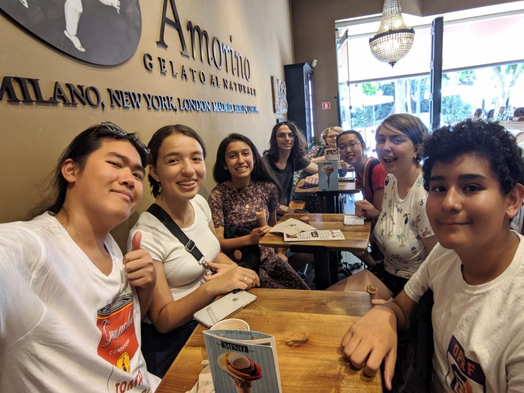 Students enjoying Gelato