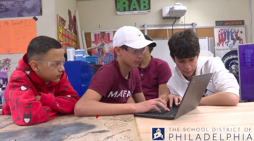 Amplifying Coursework for English Learners through Collaboration and Technology