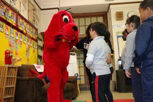 Clifford with students at Vare-Washington