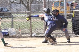 Girls softball 2019 plat at the plate