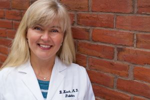 Head shot Dr. Barbara Klock