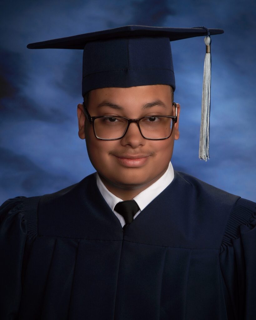 Richard Guzman-Pichardo – Senior of the Month April 2025